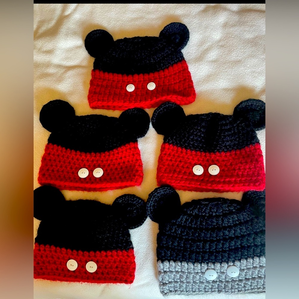 Mickey Mouse beanies -  Family Set